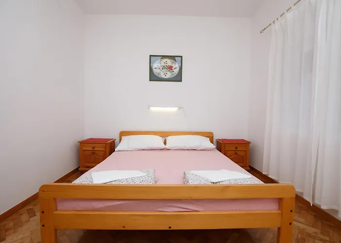 Appartamento Beachfront Pag *