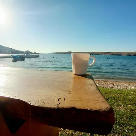 Apartment Beachfront Pag *