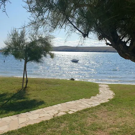Διαμέρισμα Beachfront Pag *