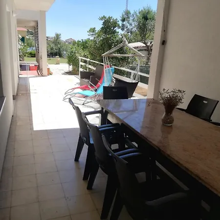 Apartment Beachfront Pag Pag Town