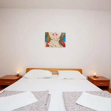 Apartment Beachfront Pag